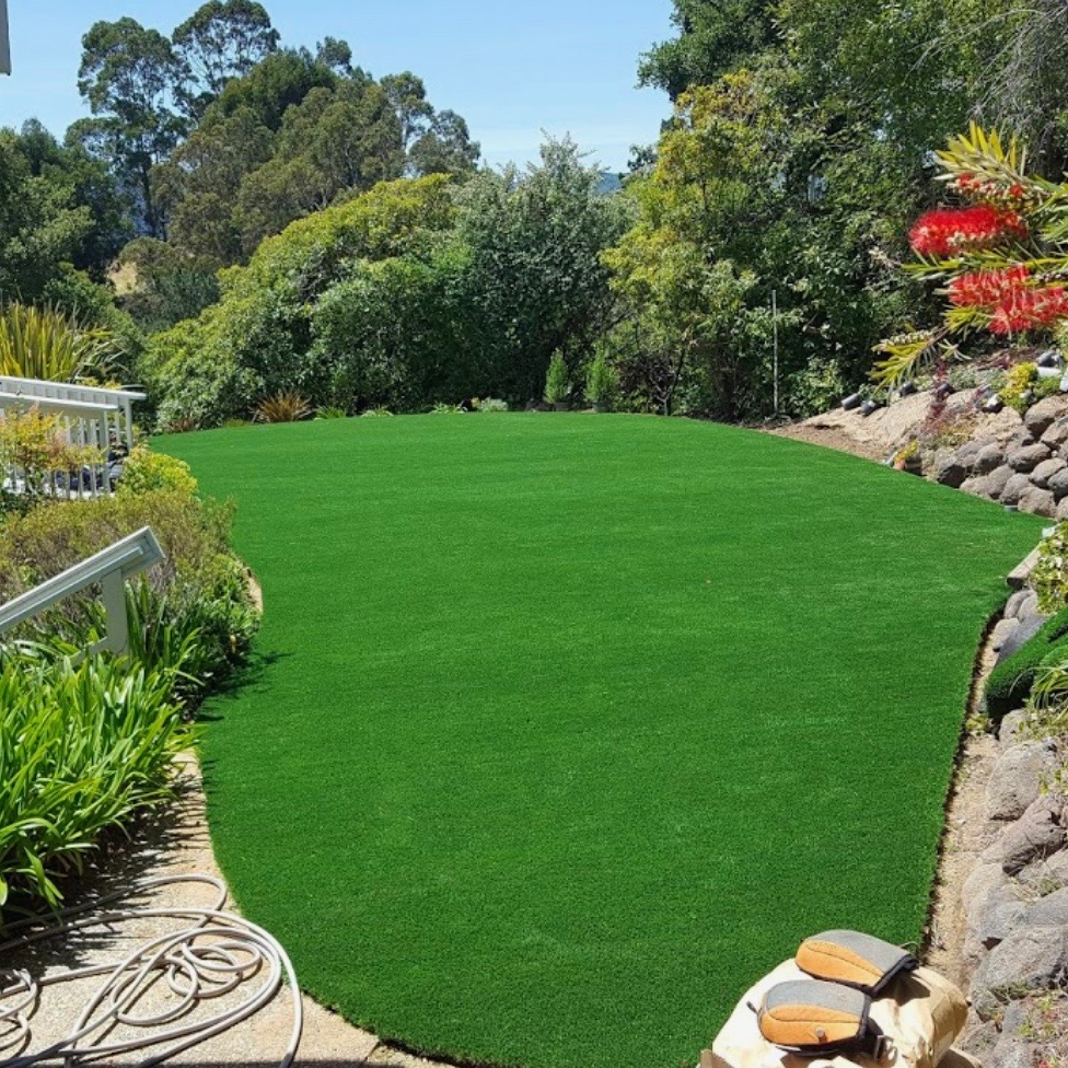 Beautiful synthetic turf installed in the Bay Area