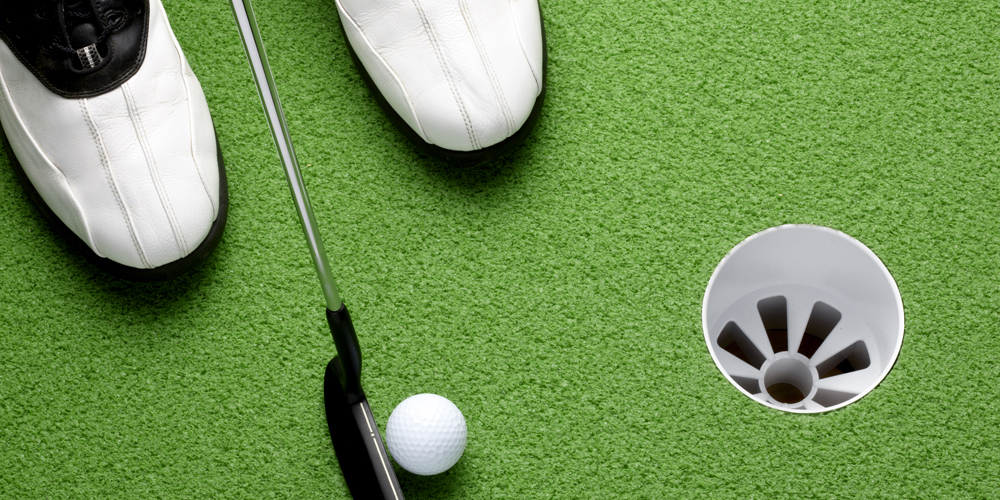 High-quality golf accessories for artificial turf.