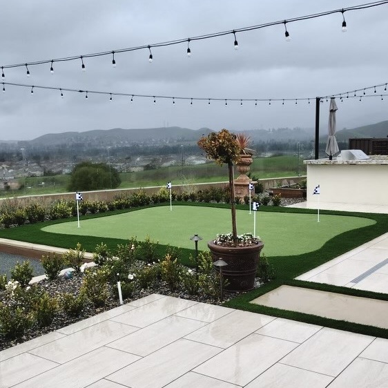 Performance Putt Putting green with Monte Verde artificial turf trim.