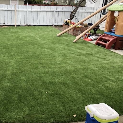 Our synthetic turf, Willow, in a residential yard